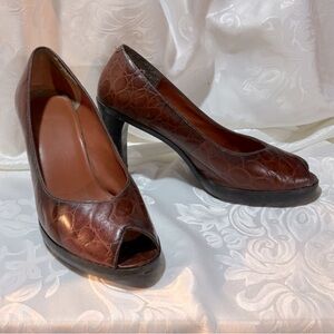 Nine West Elegant Brown Peep-Toe Heels